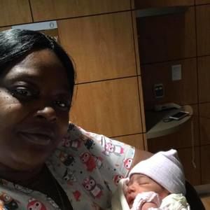 Meet your Posher, Nikki